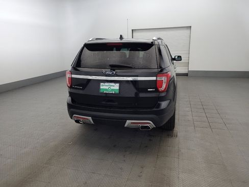 Used 2016 Ford Explorer Platinum AWD/4WD image 7