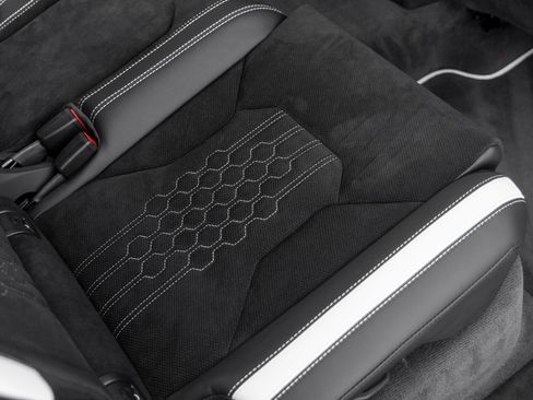 Used 2024 Lamborghini Urus Performante AWD/4WD image 55
