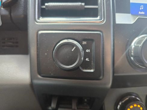 Used 2021 Ford F250 XLT AWD/4WD image 19