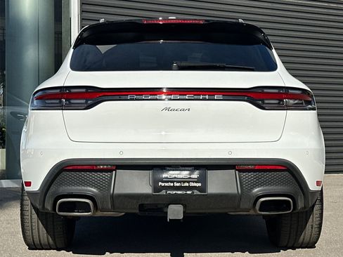 Used 2025 Porsche Macan image 7