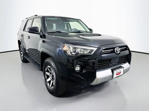 Certified 2024 Toyota 4Runner TRD Off-Road image 3