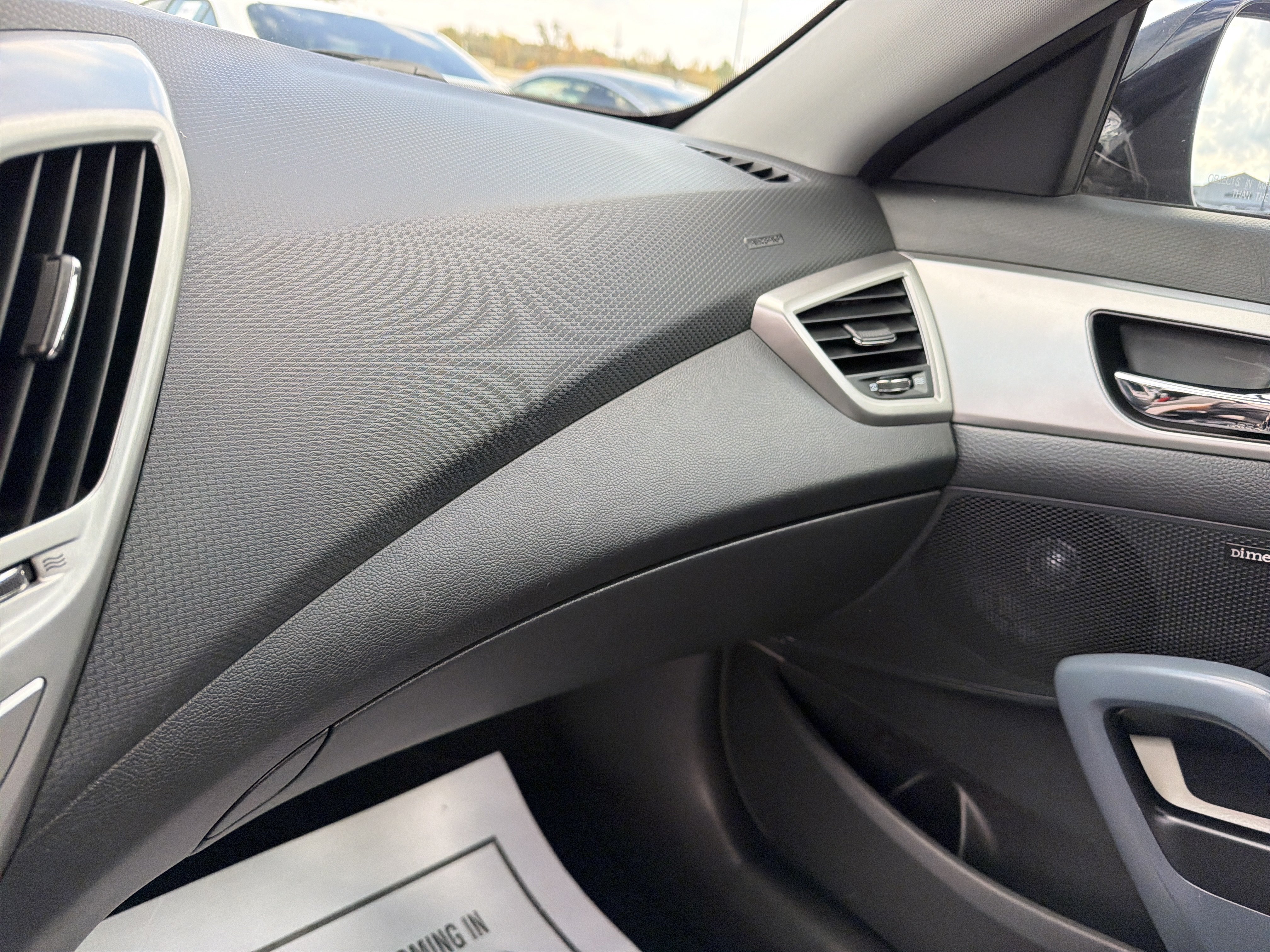 Used 2013 Hyundai Veloster w/ Style Pkg FWD image 21