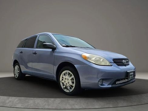 Used 2005 Toyota Matrix image 12