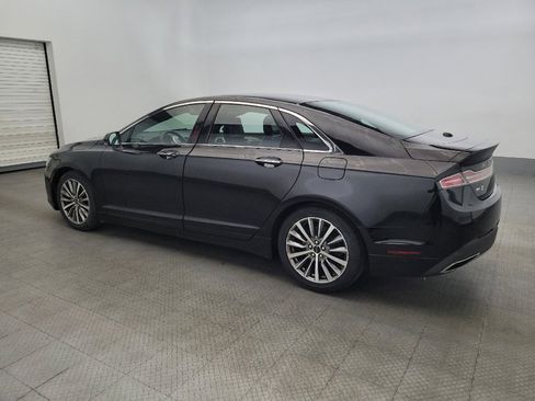 Used 2020 Lincoln MKZ image 3