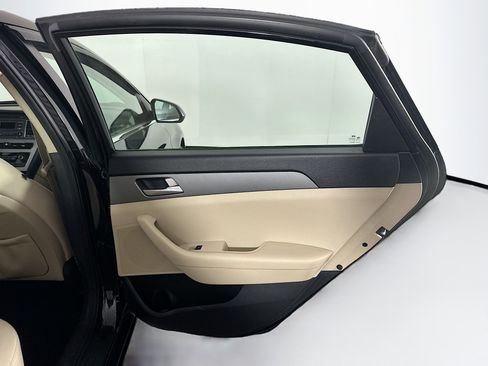 Used 2015 Hyundai Sonata SE image 26