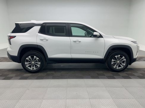 New 2026 Chevrolet Equinox LT image 8