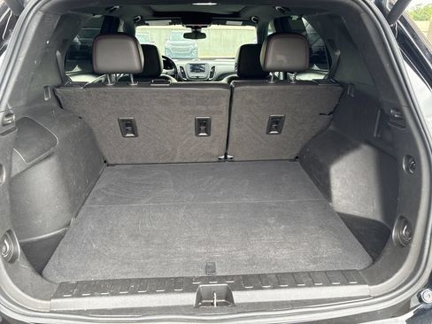 Used 2022 Chevrolet Equinox RS FWD image 7