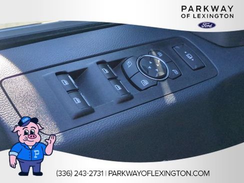 Used 2022 Ford F250 Platinum w/ FX4 Off-Road Package AWD/4WD image 13