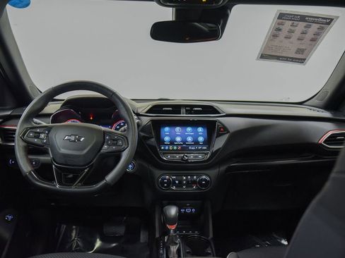 Used 2023 Chevrolet TrailBlazer RS w/ Sun and Liftgate Package image 33