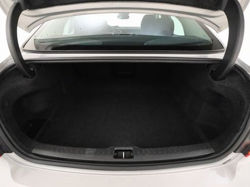 Used 2024 Volvo S60 B5 Plus image 19