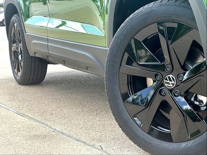 New 2026 Volkswagen Taos SE