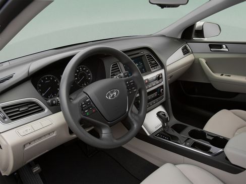Used 2016 Hyundai Sonata Sport w/ Option Group 02 FWD image 41