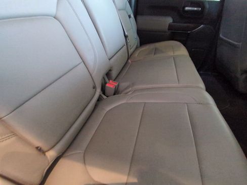 Used 2021 GMC Sierra 2500 SLT w/ SLT Preferred Package AWD/4WD image 23