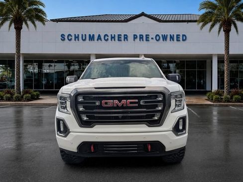 Certified 2020 GMC Sierra 1500 AT4 w/ AT4 Premium Package AWD/4WD image 2