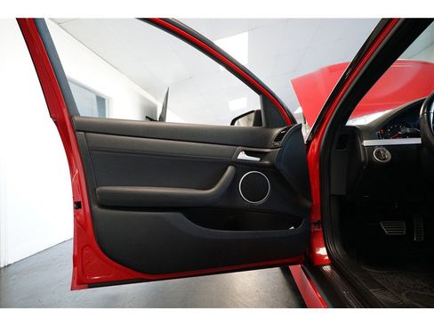 Used 2009 Pontiac G8 GT w/ Premium Package image 15