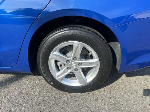 Used 2023 Chevrolet Malibu LS FWD image 14