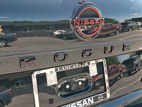 New 2026 Nissan Rogue SV w/ Rock Creek Premium Package AWD/4WD image 6
