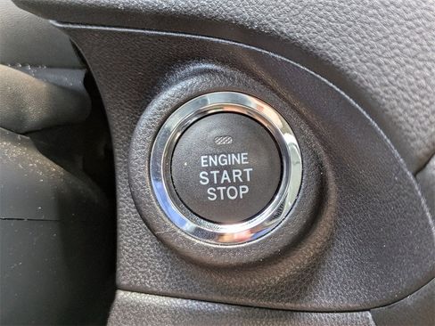 Used 2023 Subaru Ascent Premium w/ Convenience Package image 25