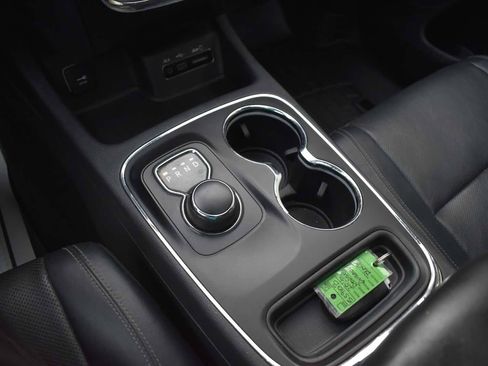 Used 2016 Dodge Durango Citadel w/ Premium Entertainment Group AWD/4WD image 18