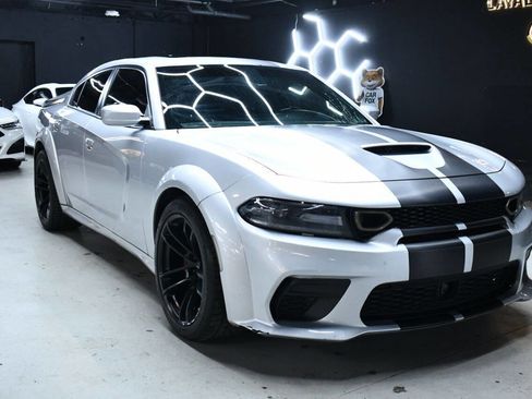 Used 2020 Dodge Charger Scat Pack RWD image 7