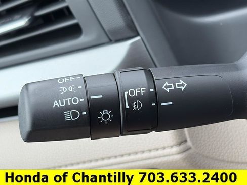 Certified 2024 Honda Odyssey Touring image 10