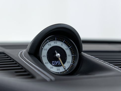 Used 2022 Porsche 911 GT3 image 26