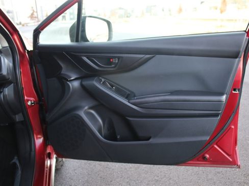 Used 2019 Subaru Crosstrek 2.0i Premium image 35