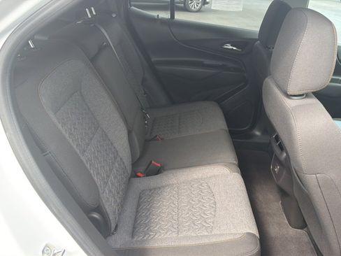 Used 2024 Chevrolet Equinox LT image 13
