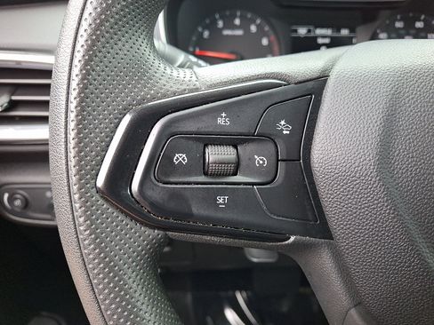 Used 2023 Chevrolet TrailBlazer LT w/ Convenience Package AWD/4WD image 20