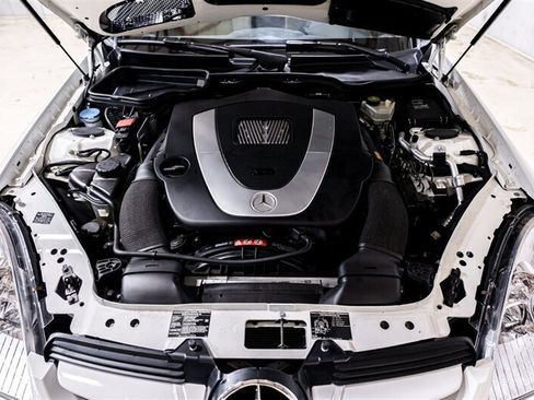 Used 2005 Mercedes-Benz SLK 350 image 26