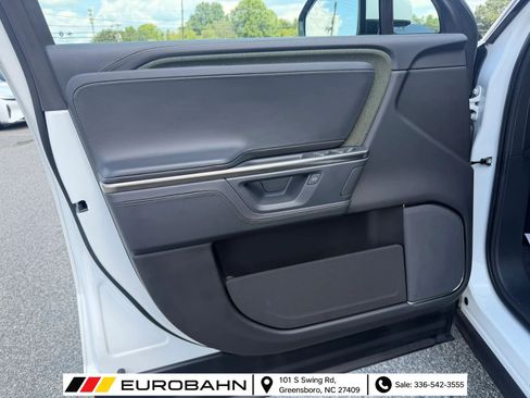 Used 2025 Rivian R1S Adventure AWD/4WD image 8