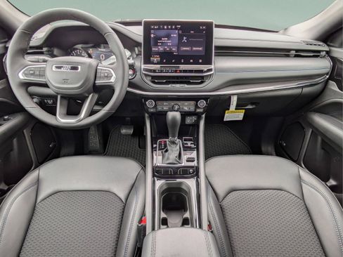 New 2026 Jeep Compass Latitude w/ Sun and Sound Group AWD/4WD image 12