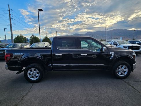 Used 2025 Ford F150 Lariat AWD/4WD image 2