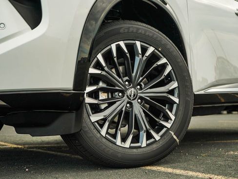 New 2026 Nissan Rogue Platinum w/ Platinum Premium Package image 6