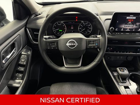 Certified 2025 Nissan Rogue SV AWD/4WD image 16