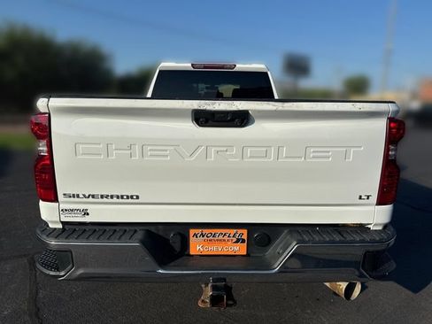 Used 2022 Chevrolet Silverado 3500 LT w/ Convenience Package AWD/4WD image 4