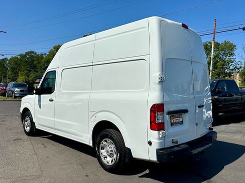 Used 2018 Nissan NV 2500 SV image 6