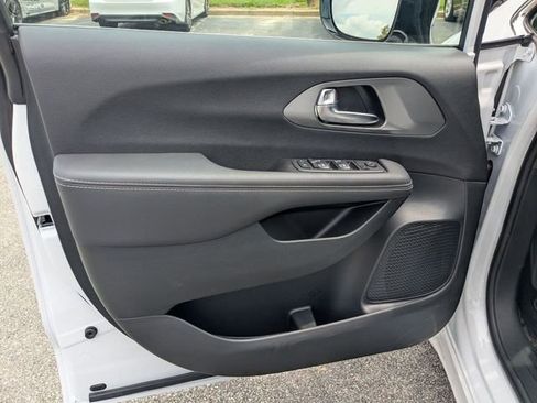 New 2026 Chrysler Voyager LX FWD image 14