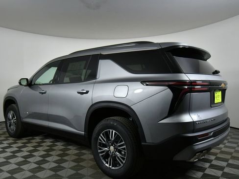 New 2026 Chevrolet Traverse LT w/ LPO, Floor Liner Package AWD/4WD image 14