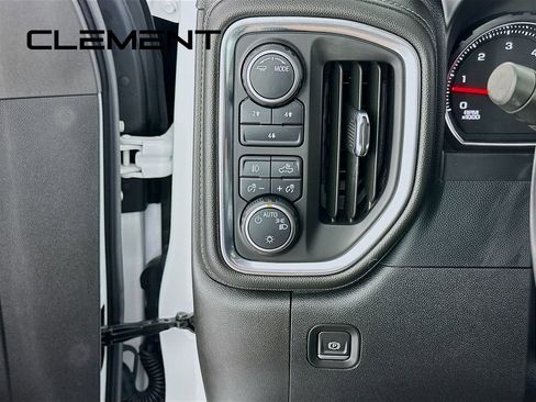 Used 2022 Chevrolet Silverado 2500 LT w/ Convenience Package AWD/4WD image 14