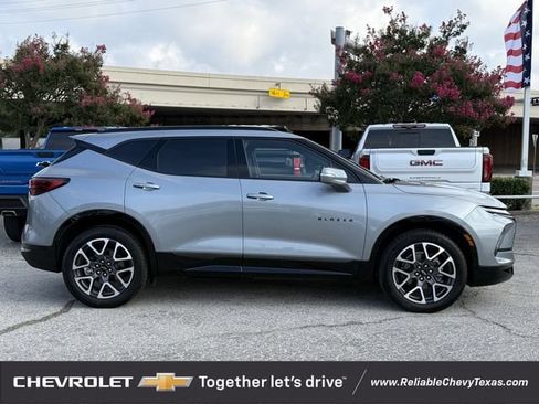 Used 2025 Chevrolet Blazer RS w/ Driver Confidence II Package AWD/4WD image 5
