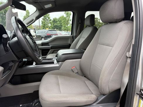 Used 2020 Ford F150 XLT w/ Equipment Group 302A Luxury AWD/4WD image 17