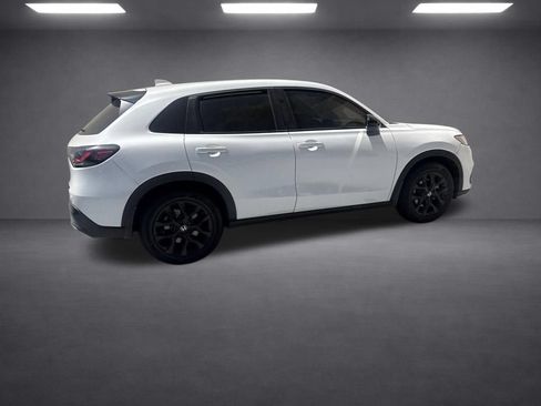 Used 2023 Honda HR-V Sport image 16