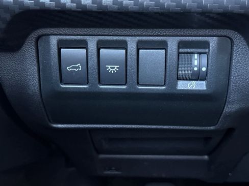 Used 2024 Subaru Ascent Premium w/ Convenience Package image 31