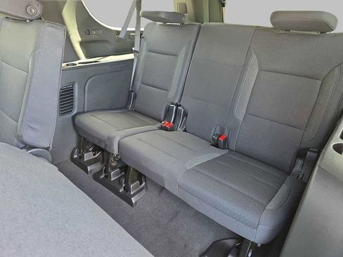 New 2026 Chevrolet Suburban LS RWD image 14