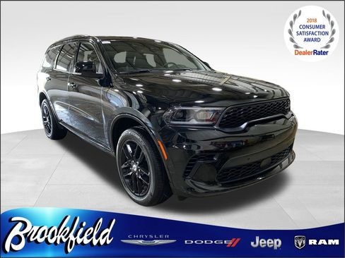 Used 2025 Dodge Durango GT image 1