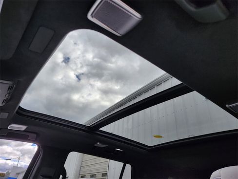 Certified 2025 Cadillac Escalade V image 20