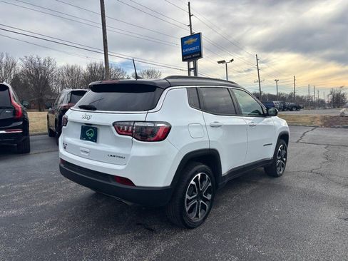 Used 2022 Jeep Compass Limited image 5