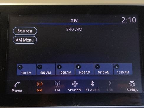 Used 2021 Nissan Versa SV image 25