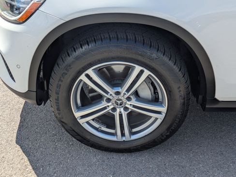 Used 2021 Mercedes-Benz GLC 300 4MATIC image 13